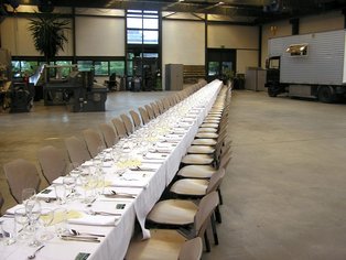 Symbolbild eines gedeckten Tisches