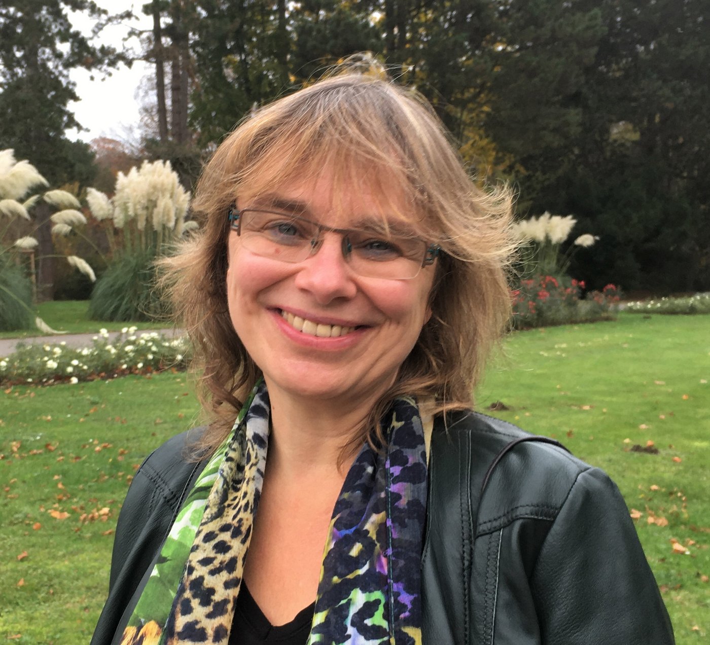 WIFU lecture series Lecture on "Maintaining status in the context of